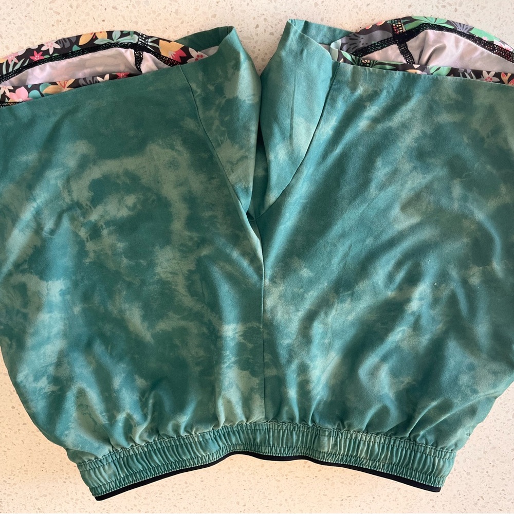 Men’s athletic chubbies